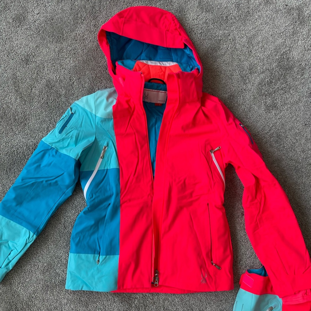 Spyder Red and Blue Skiing Costume & Gloves